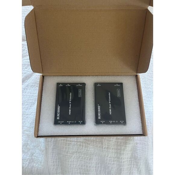 Monoprice Blackbird PRO H.265 HDMI over IP Kit, Splitter System and Extender Up - Picture 2 of 4